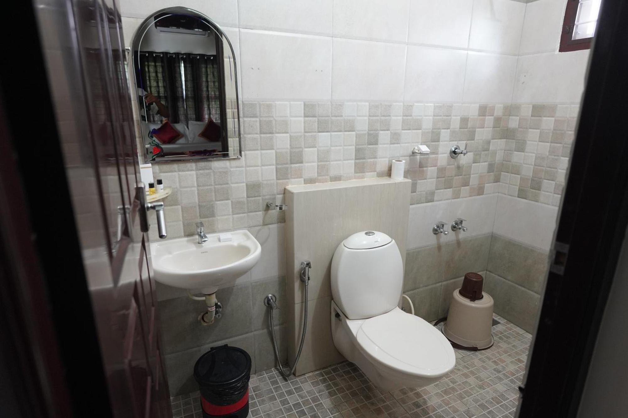 Swapna Home Suites Nedumbassery Ruang foto