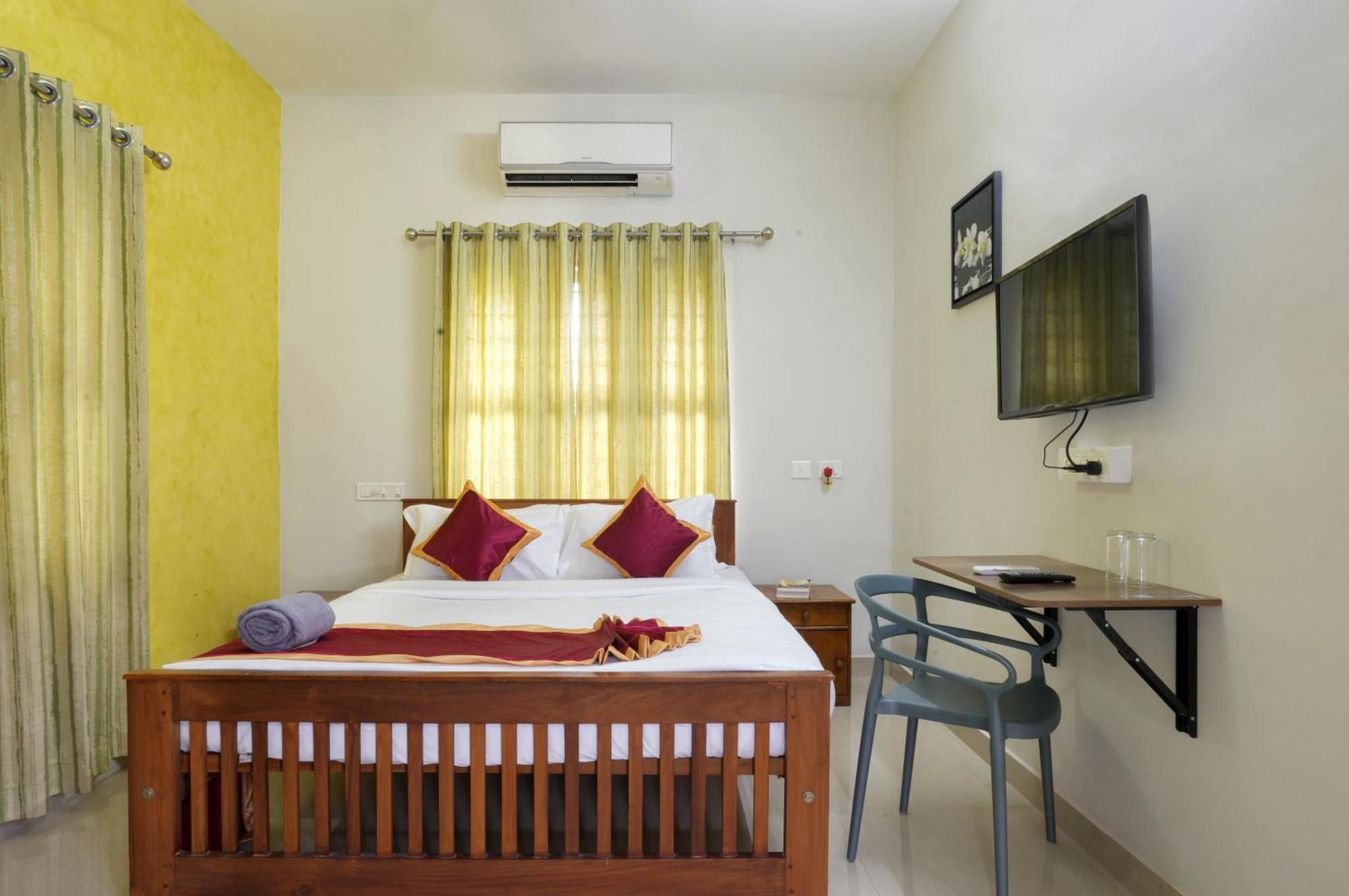 Swapna Home Suites Nedumbassery Bagian luar foto