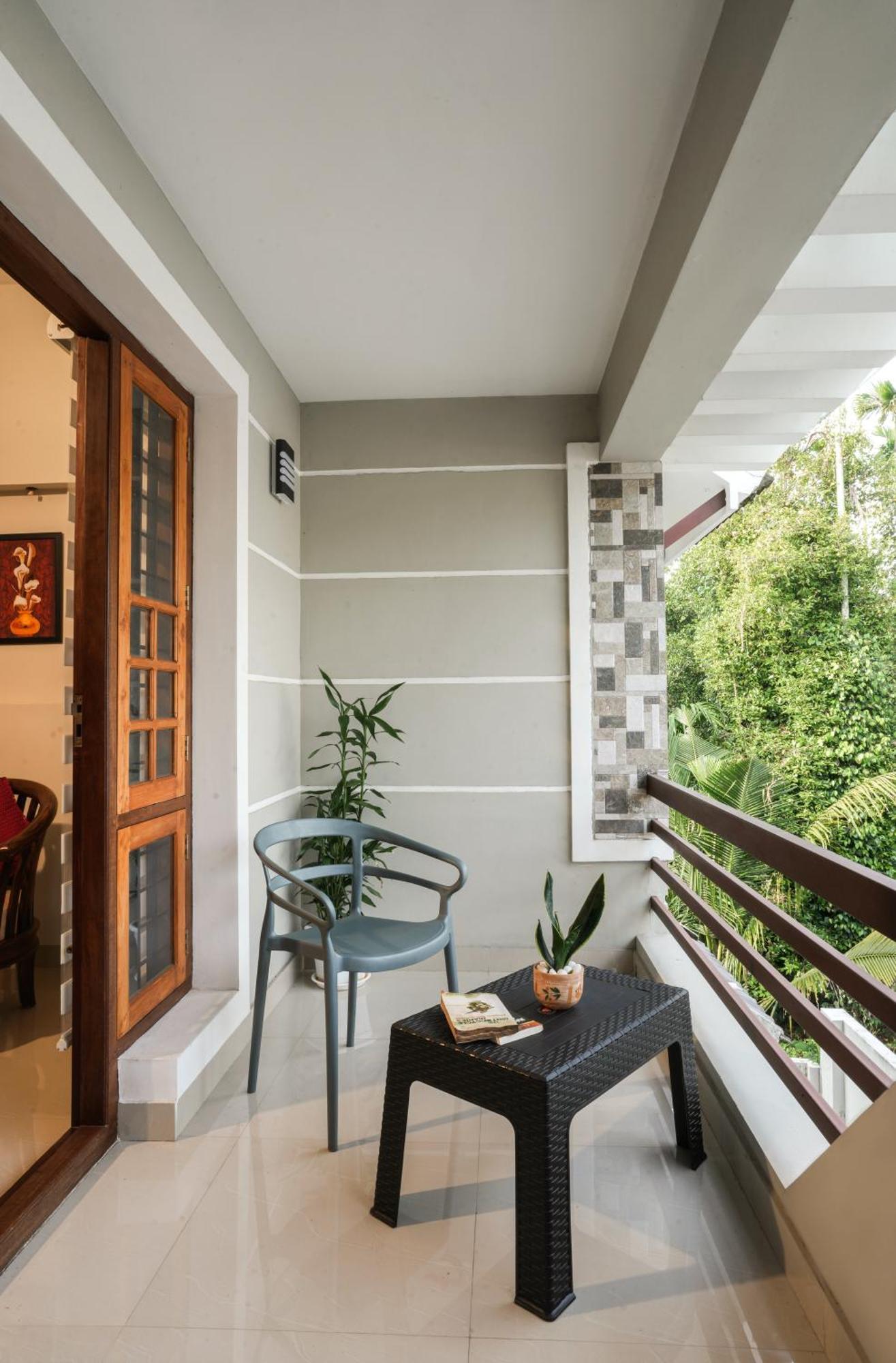 Swapna Home Suites Nedumbassery Bagian luar foto