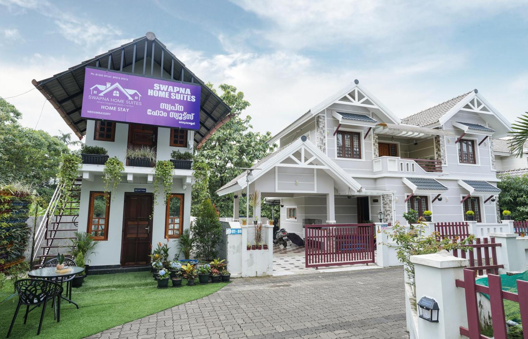 Swapna Home Suites Nedumbassery Bagian luar foto