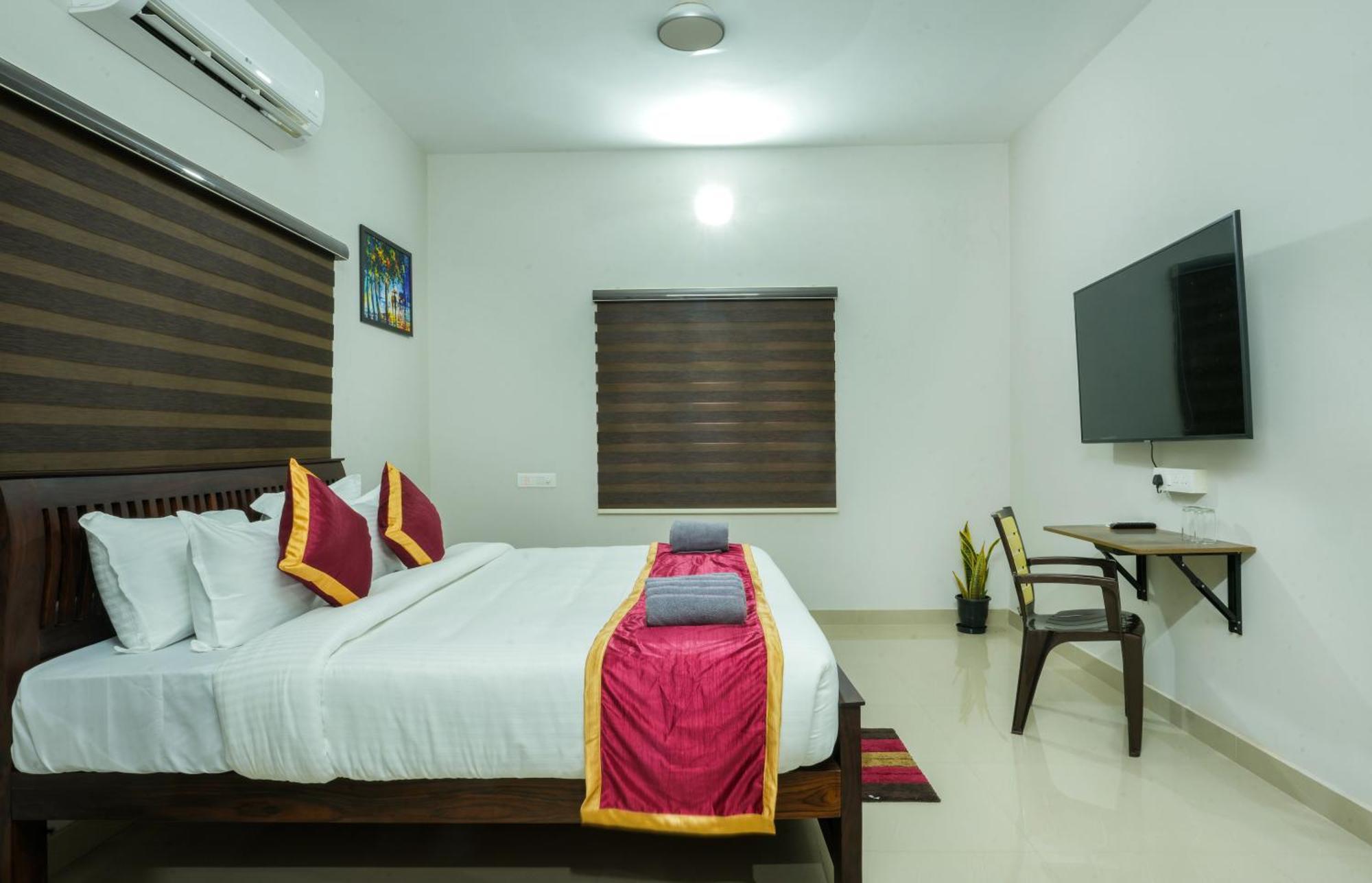 Swapna Home Suites Nedumbassery Bagian luar foto