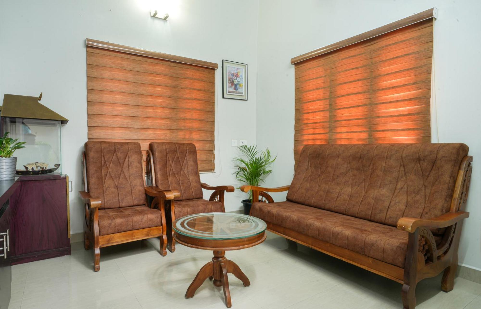 Swapna Home Suites Nedumbassery Bagian luar foto